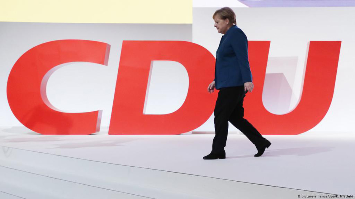 Yerel seçim yenilgisi: Merkel'in partisi yol ayrımında