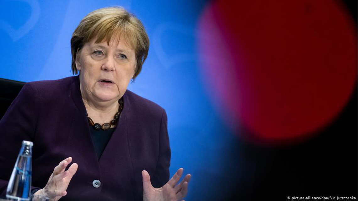 Merkel hükümetine destek azalıyor