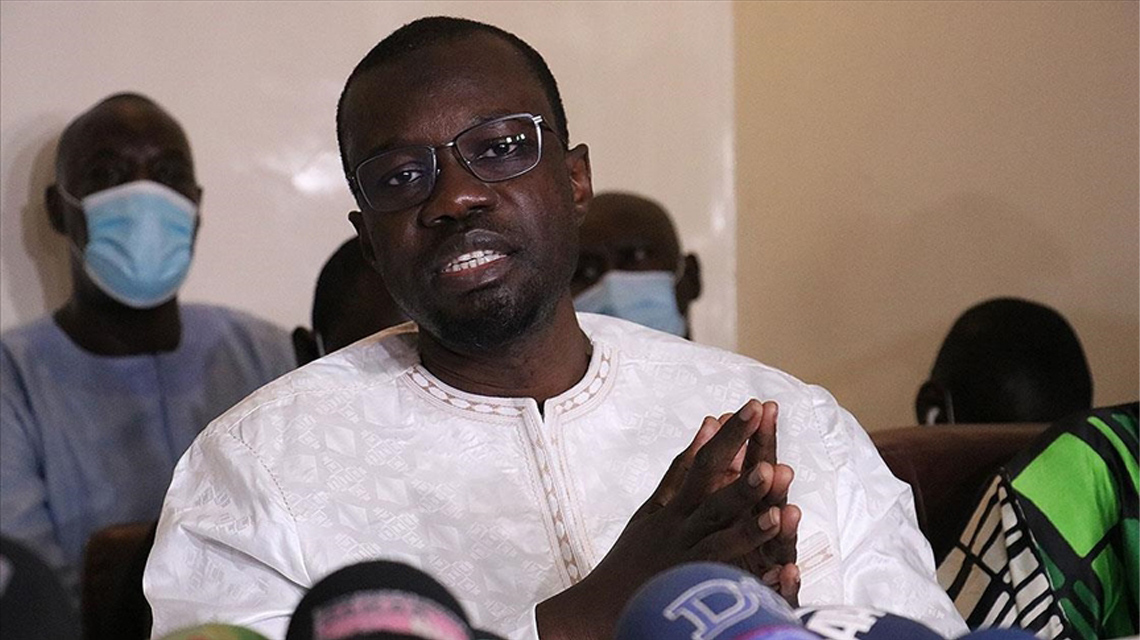 Senegal'de muhalefetten hükümet ve Fransa'ya tepki