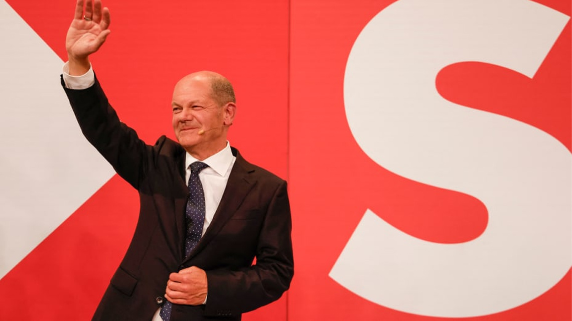 Almanya’da 16 yıl aradan sonra SPD birinci parti