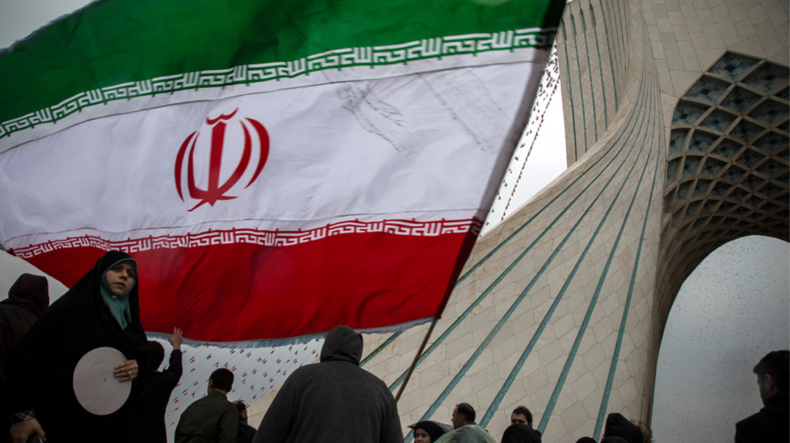 İran: “Bu Bir Devrim Değil?”