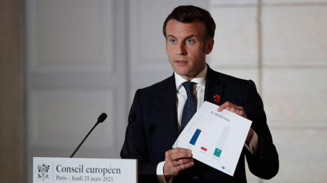 Macron'dan aşı ve siyasi güç çıkışı