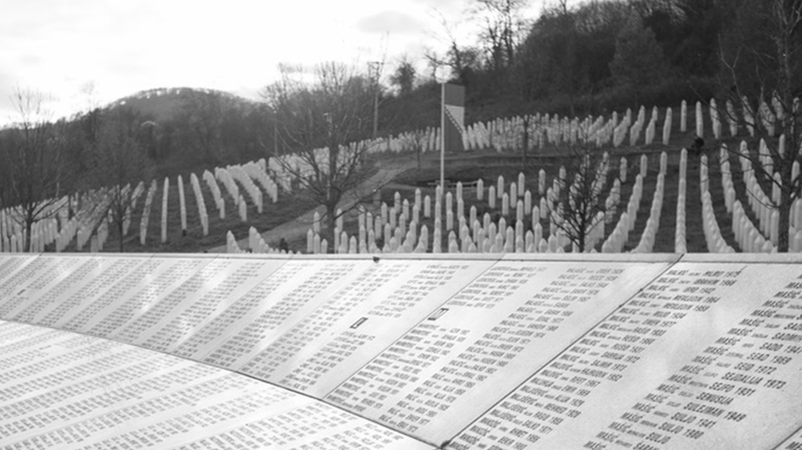 Srebrenitsa soykırımının üzerinden 26 yıl geçti