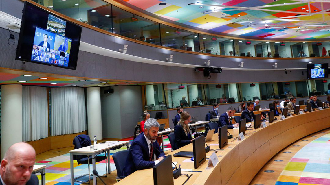 Batı'nın Taliban'la diplomasi imtihanı: Rejimle siyasi ilişkiler nasıl kurulacak?