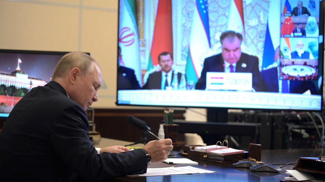 Putin'den Taliban için Moskova ve Pekin önerisi